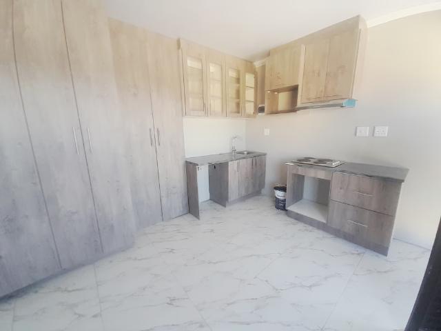 1 Bedroom Apartment Rented in Richmond Hill