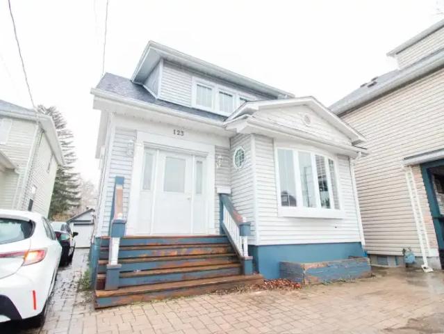 1 Bedroom Apartment St. Catharines ON 102846417