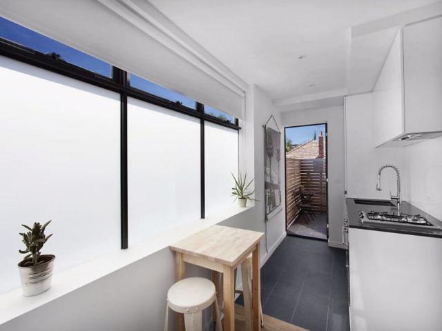 1 Bedroom Apartment St Kilda East VIC 105824406