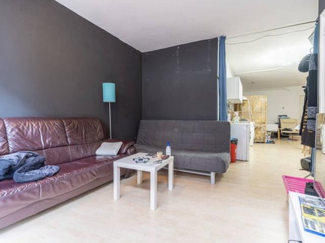 1 bedroom Apartment Surface Area: 43m2 Unfurnished Available from: 2021 03 08