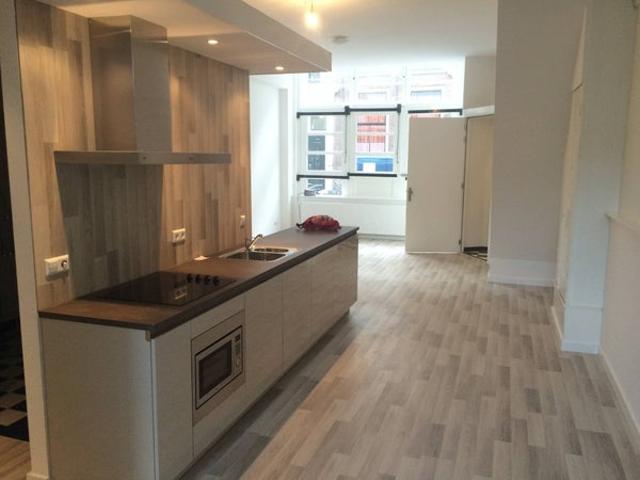 1 bedroom Apartment Surface Area: 80m2 Unfurnished