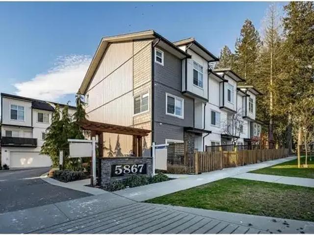 1 Bedroom Apartment Surrey BC 105643507