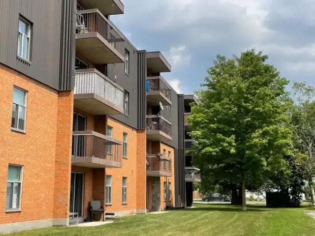 1 Bedroom Apartment Sault Ste. Marie ON 103878874