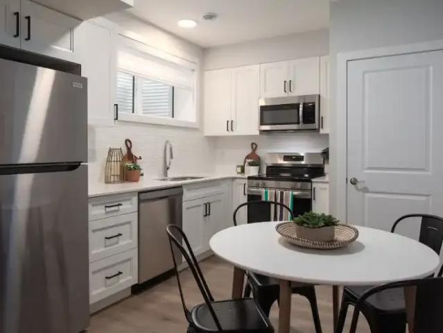 1 Bedroom Apartment Spruce Grove AB 103322343