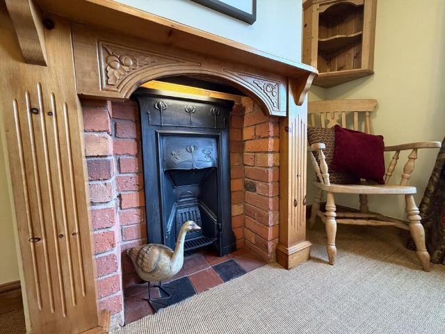 1 bedroom apartment to let