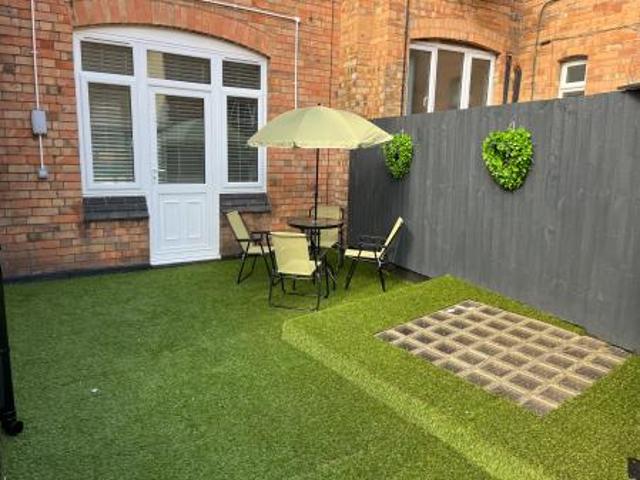 1 bedroom Apartment To Let