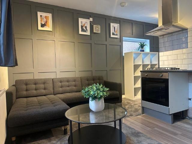 1 bedroom Apartment To Let