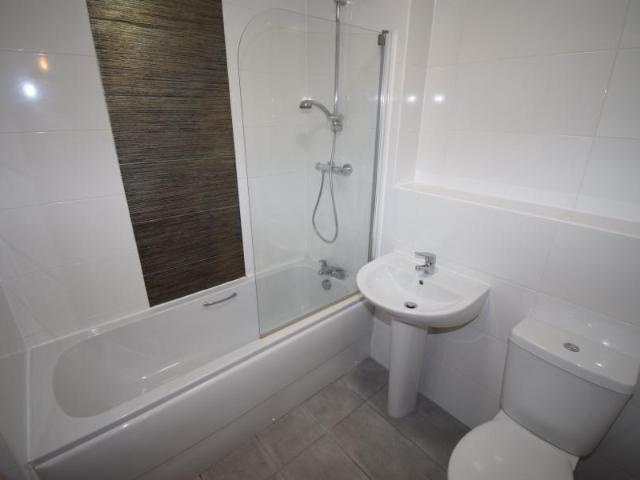 1 bedroom Apartment To Let