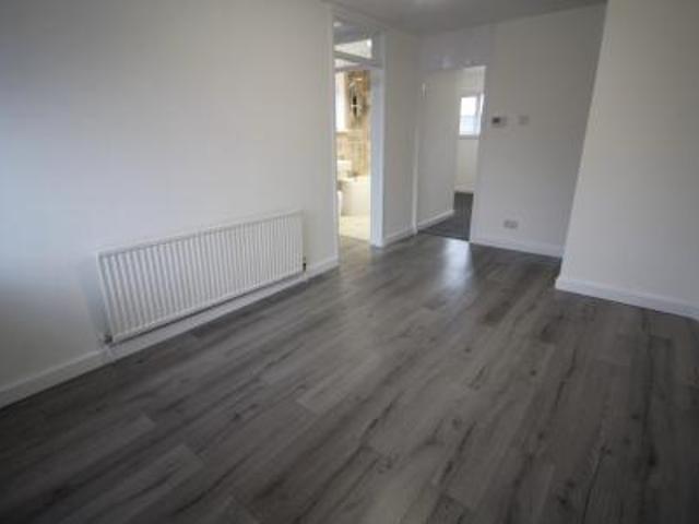 1 bedroom Apartment To Let