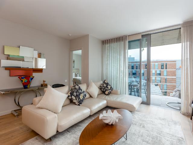 1 Bedroom Apartment To Let in Waterfront