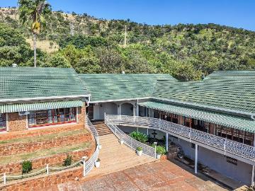 1 Bedroom Apartment Rented in Waterkloof