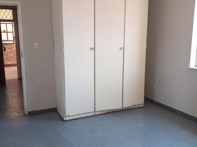 1 Bedroom Apartment To Let in Yeoville