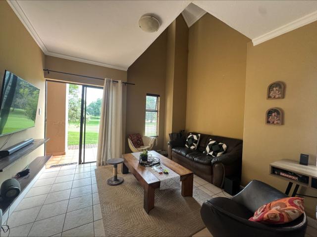 1 Bedroom Apartment To Let in Zwartkop Golf Estate