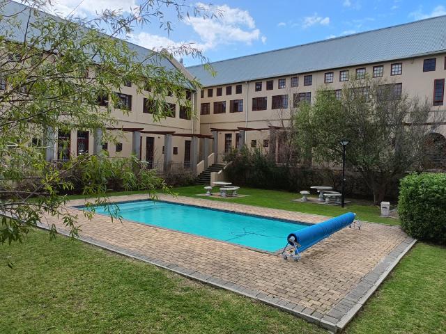 1 Bedroom Apartment To Let in Aan de Wijnlanden