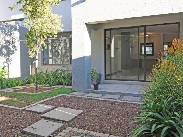 1 Bedroom Apartment To Let in Bryanston
