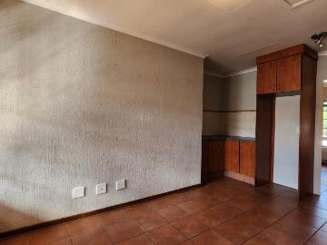 1 Bedroom Apartment To Let in Bult North