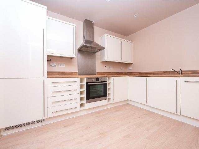 1 Bedroom Apartment to let in Charrington Place, St. Albans, Hertfordshire, AL1