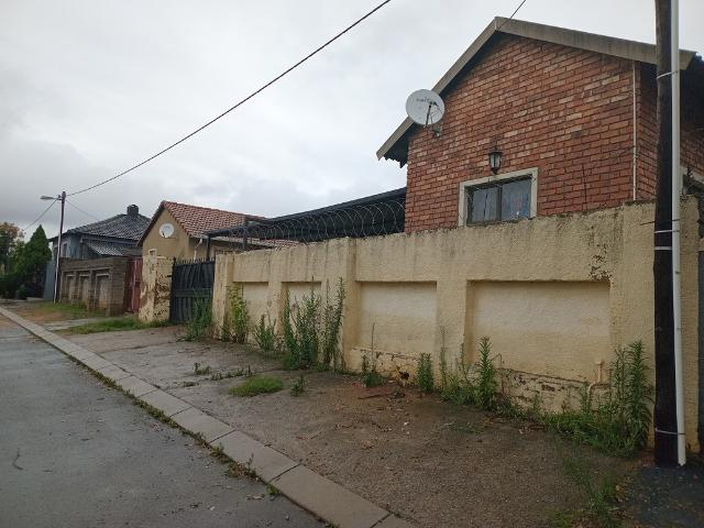 1 Bedroom Apartment To Let in Cosmo City