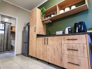 1 Bedroom Apartment To Let in Die Bult
