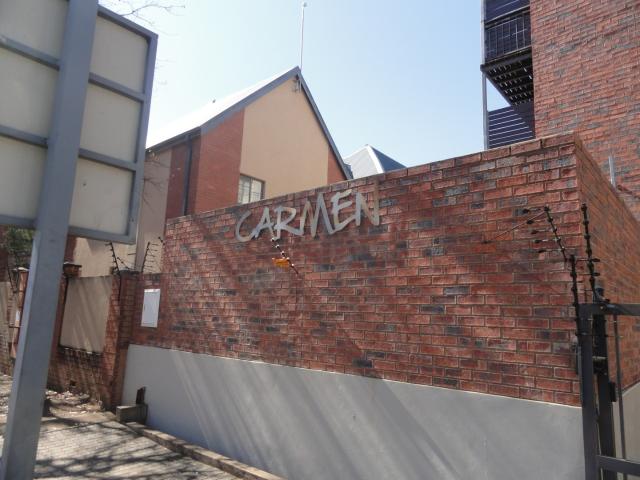 1 Bedroom Apartment To Let in Die Bult