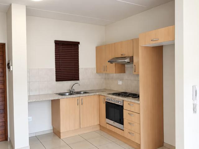 1 Bedroom Apartment To Let in Douglasdale