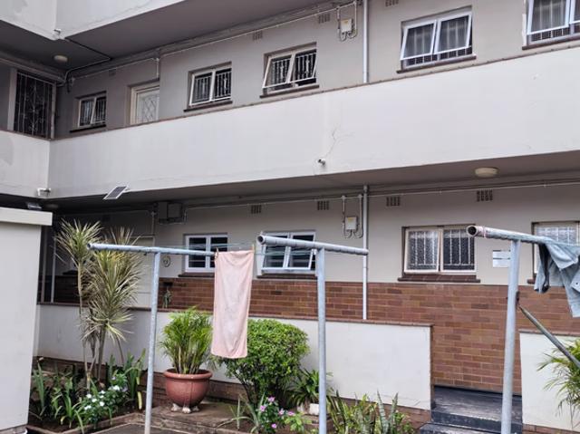 1 Bedroom Apartment To Let in Glenwood