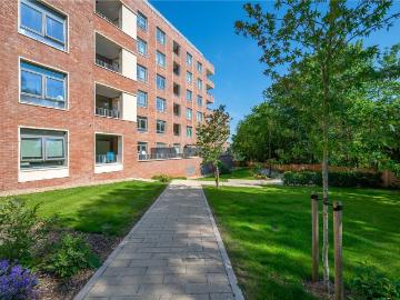 1 Bedroom Apartment to let in Grosvenor Road, St. Albans, Hertfordshire, AL1