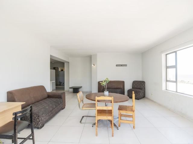 1 Bedroom Apartment To Let in Humewood