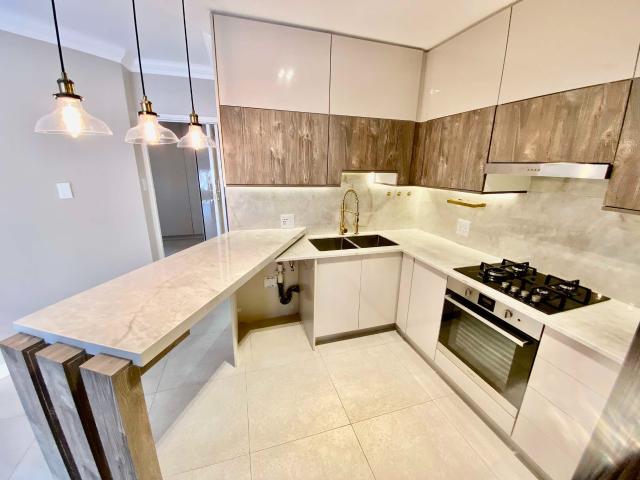 1 Bedroom Apartment To Let in Illovo