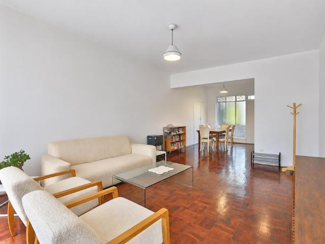 1 Bedroom Apartment To Let in Illovo