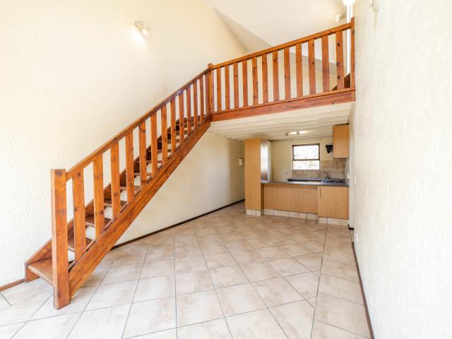 1 Bedroom Apartment To Let in Lonehill