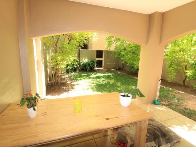 1 Bedroom Apartment To Let in Lonehill