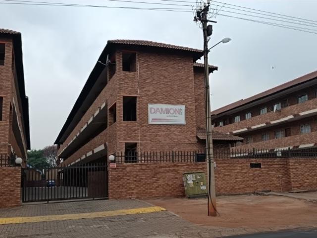 1 Bedroom Apartment To Let in Mid Town
