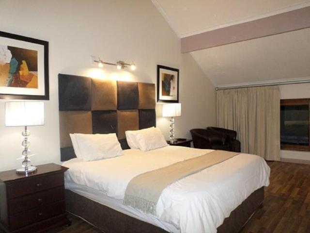 1 Bedroom Apartment To Let in Morningside