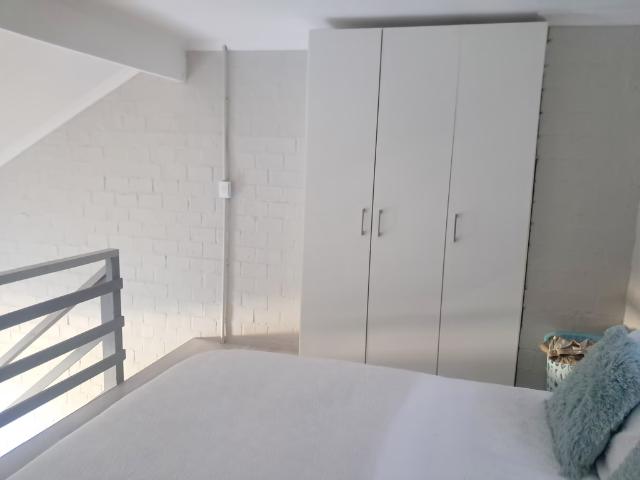 1 Bedroom Apartment To Let in Newton Park