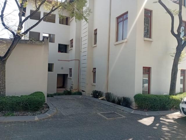 1 Bedroom Apartment To Let in Paulshof