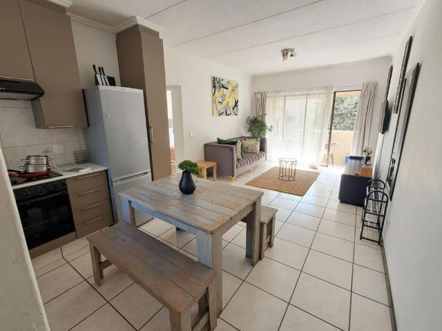 1 Bedroom Apartment To Let in Paulshof