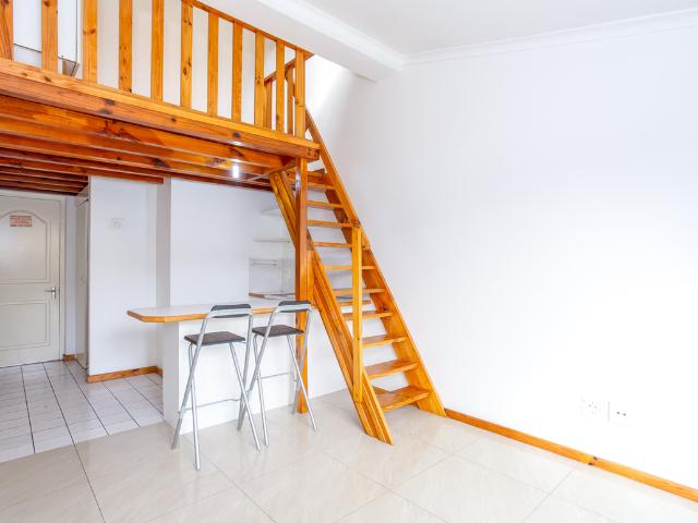 1 Bedroom Apartment To Let in Plumstead