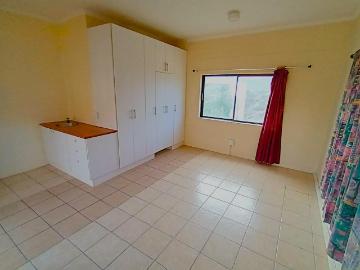 1 Bedroom Apartment To Let in Pringle Bay