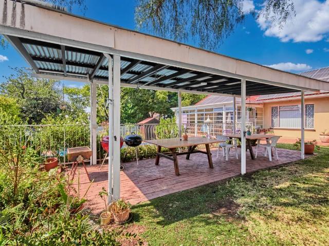 1 Bedroom Apartment To Let in Randpark Ridge