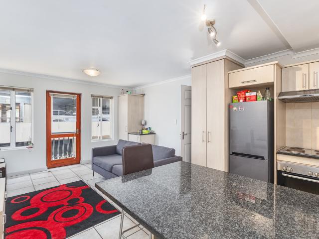 1 Bedroom Apartment To Let in Rosendal