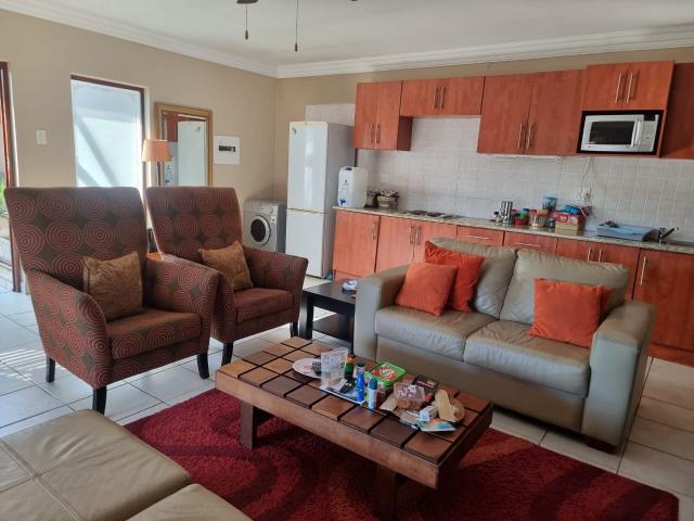 1 Bedroom Apartment To Let in Silver Lakes Golf Estate