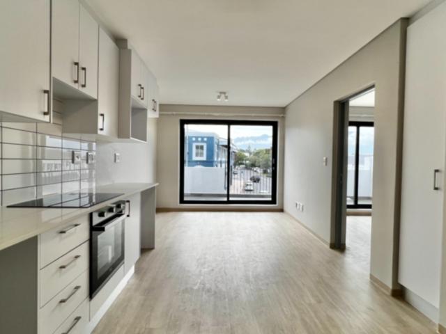 1 Bedroom Apartment To Let in Somerset West Central