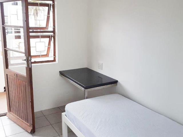 1 Bedroom Apartment To Let in Summerstrand