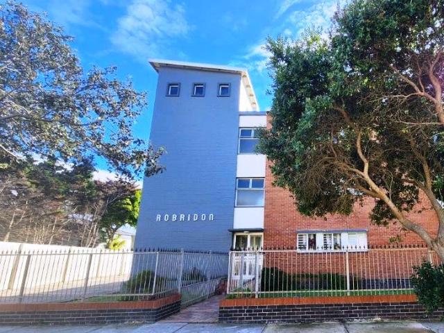 1 Bedroom Apartment To Let in Summerstrand
