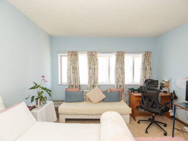 1 Bedroom Apartment To Let in Summerstrand