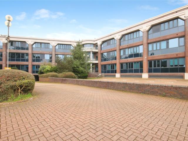 1 bedroom Apartment to let Opladen Way, Bracknell, Berkshire, RG12