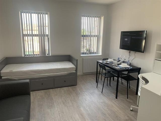 1 bedroom apartment to rent