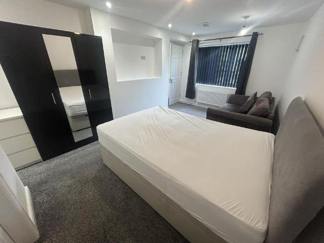 1 bedroom apartment to rent