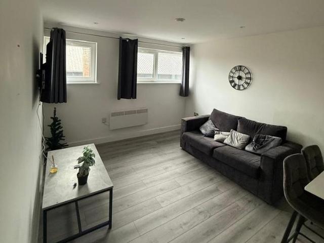 1 bedroom apartment to rent